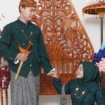 {"ARInfo":{"IsUseAR":false},"Version":"1.0.0","MakeupInfo":{"IsUseMakeup":false},"FaceliftInfo":{"IsChangeEyeLift":false,"IsChangeFacelift":false,"IsChangePostureLift":false,"IsChangeNose":false,"IsChangeFaceChin":false,"IsChangeMouth":false,"IsChangeThinFace":false},"BeautyInfo":{"SwitchMedicatedAcne":false,"IsAIBeauty":false,"IsBrightEyes":false,"IsSharpen":false,"IsOldBeauty":false,"IsReduceBlackEyes":false},"HandlerInfo":{"AppName":2},"FilterInfo":{"IsUseFilter":false}}